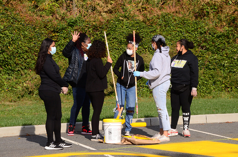 BLM Mural members supporting the youth